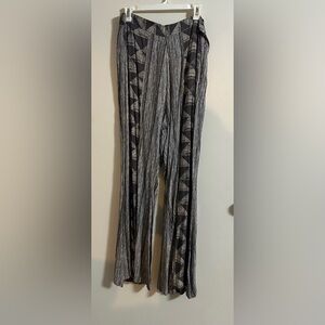 EARTHBOUND Black and Gray Patterned Wide Leg Pants